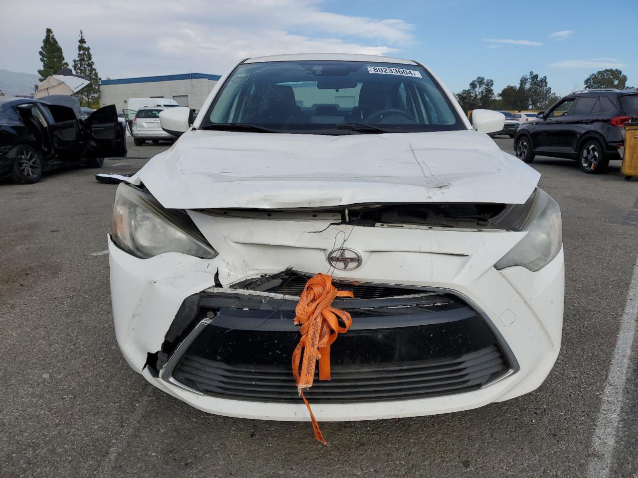 VIN 3MYDLBZVXGY117458 2016 TOYOTA SCION no.5