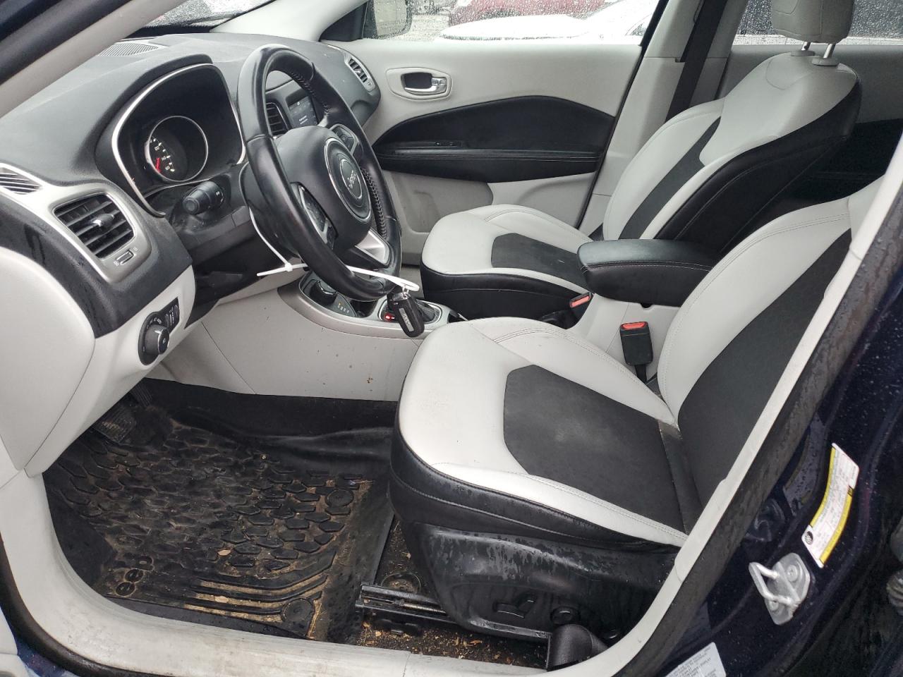 2017 Jeep Compass - Image 7