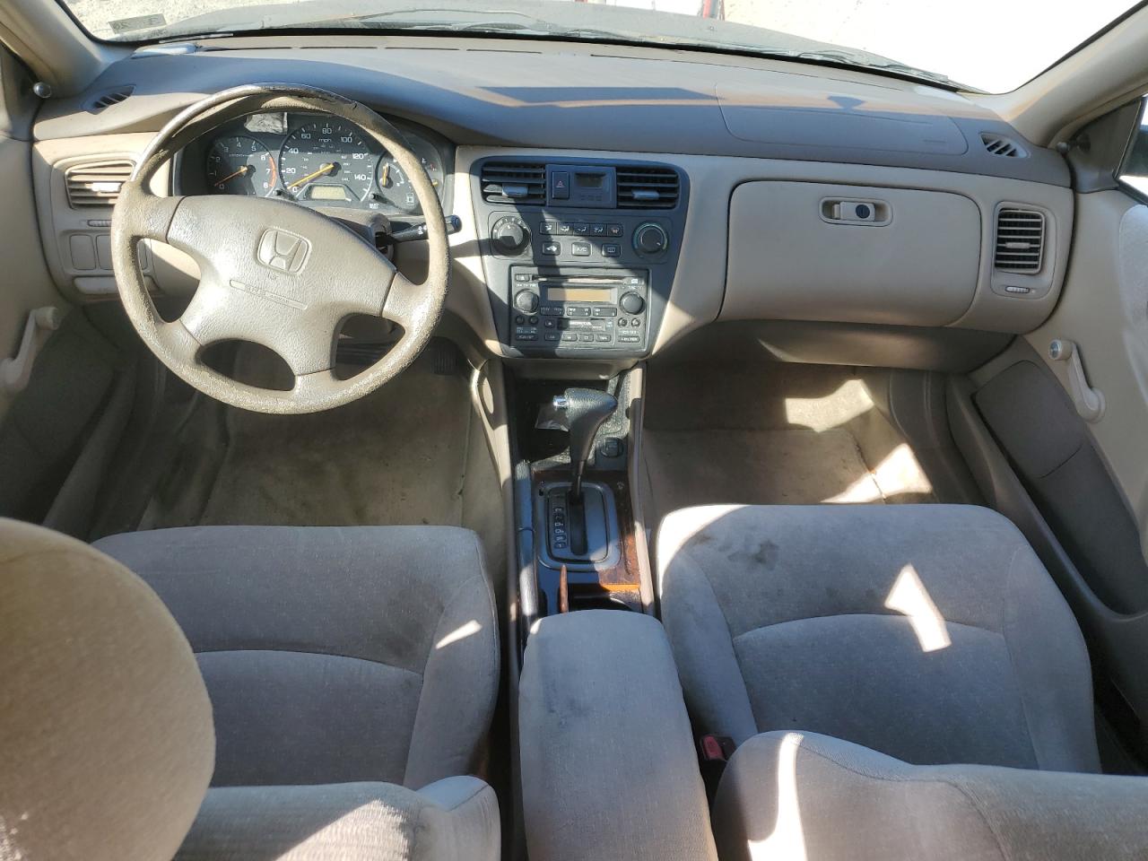 2001 Honda Accord - Image 8