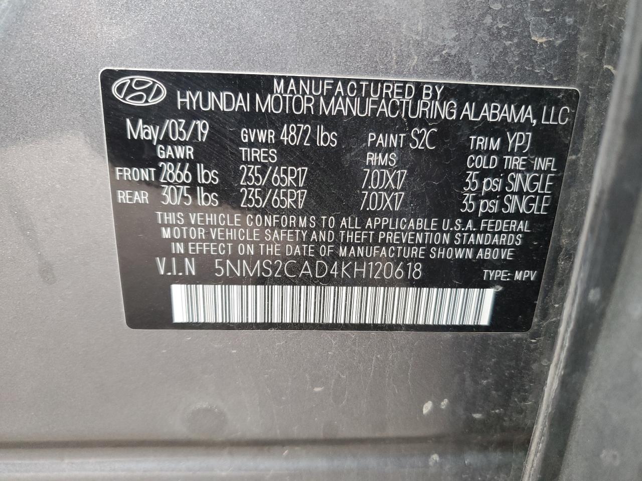 2019 Hyundai Santa Fe - Image 15
