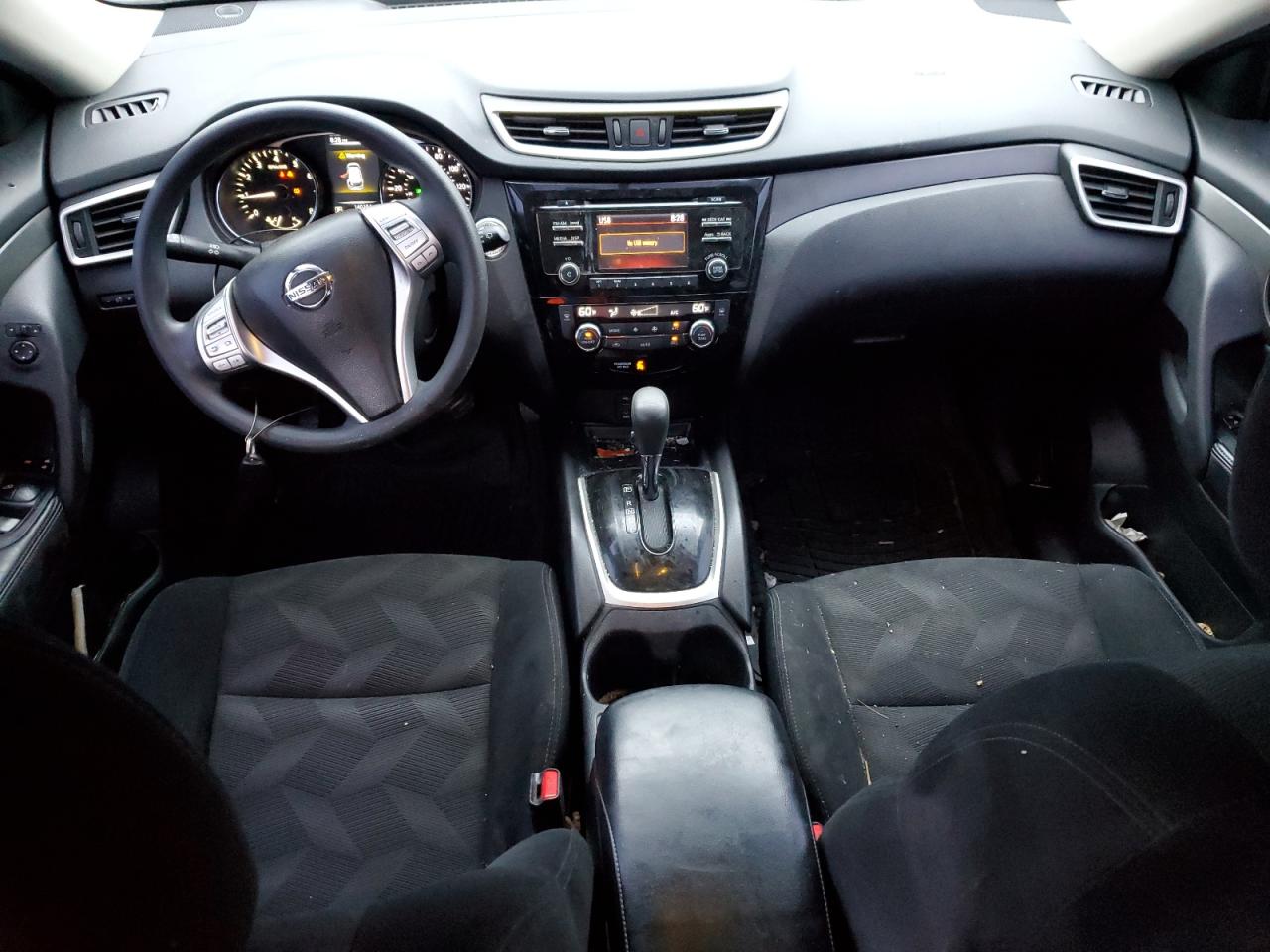 2015 Nissan Rogue - Image 8