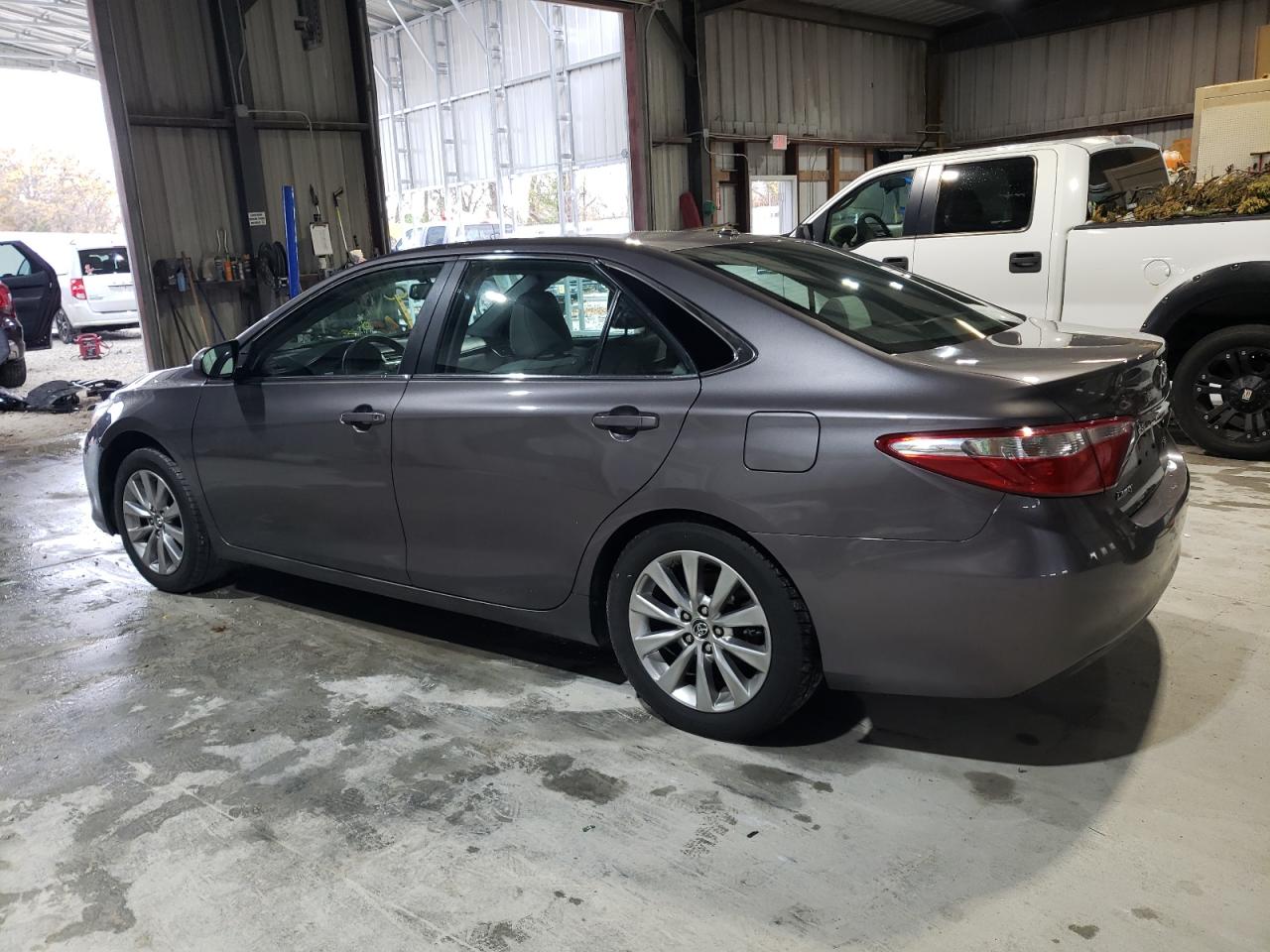 2015 Toyota Camry - Image 2