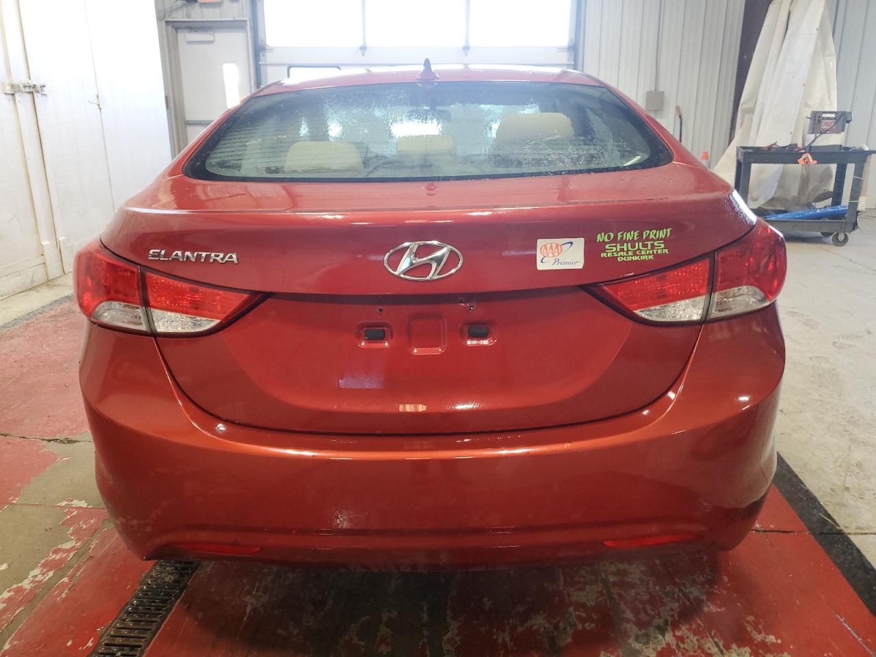 2013 Hyundai Elantra - Image 6