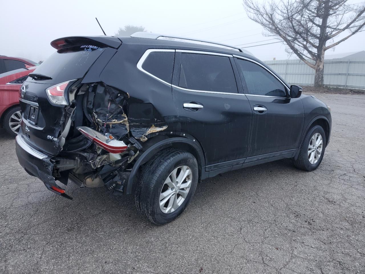 2015 Nissan Rogue - Image 3