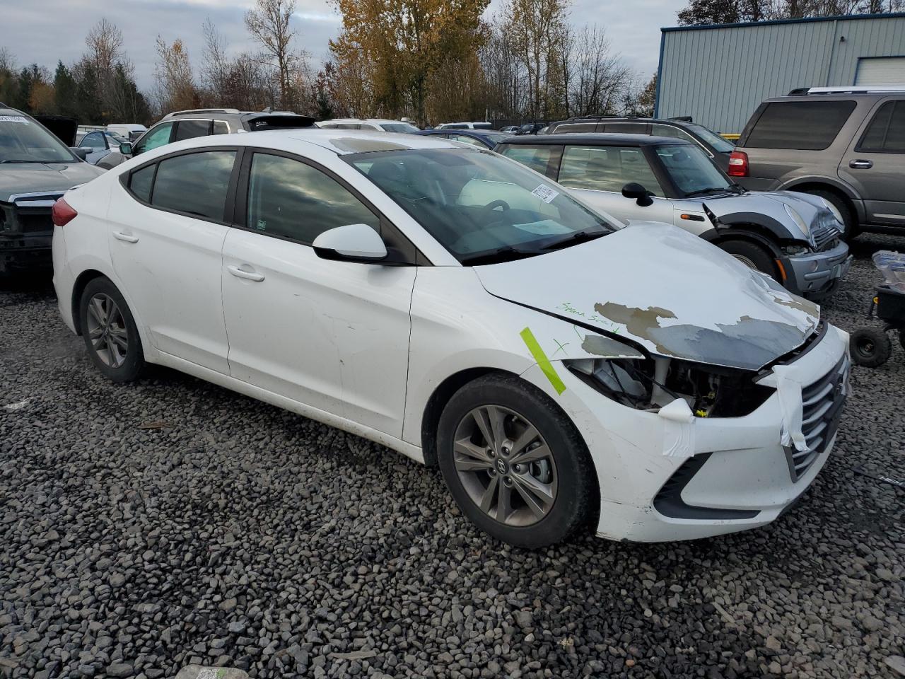 2018 Hyundai Elantra - Image 4