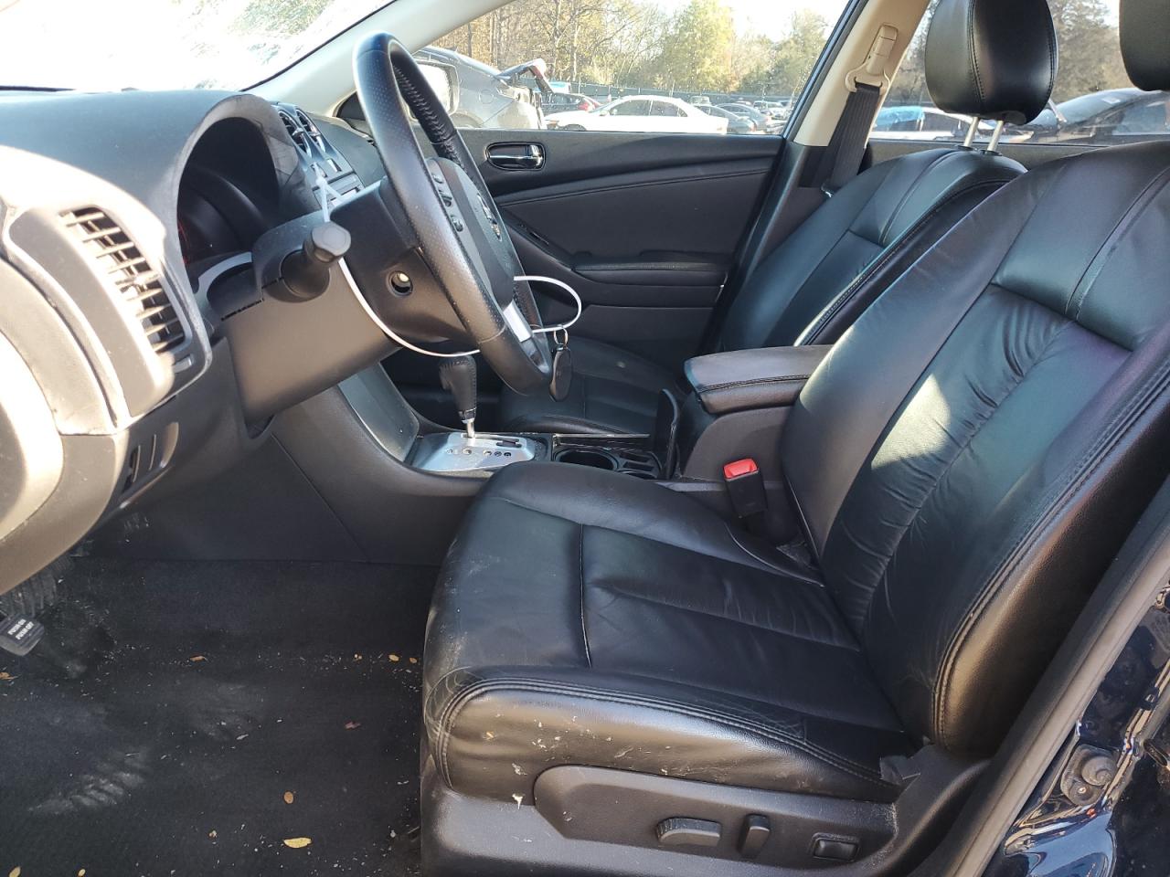 2009 Nissan Altima - Image 8