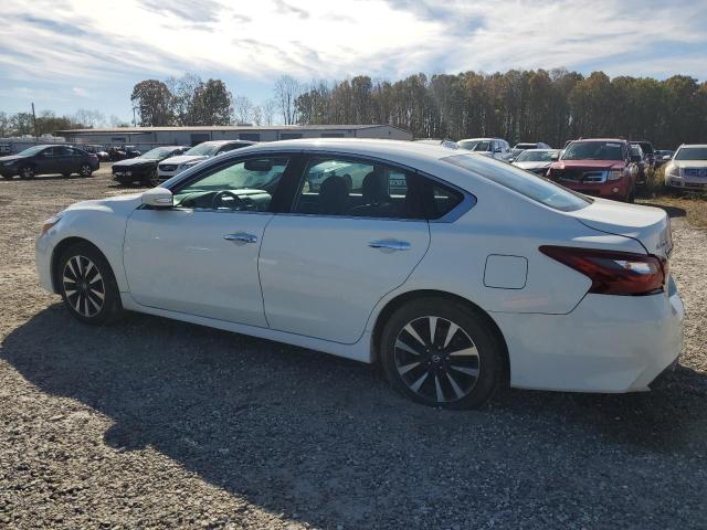  NISSAN ALTIMA 2018 White