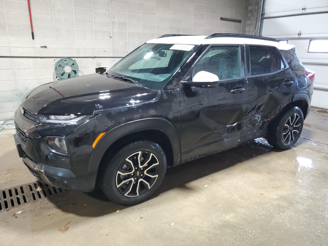 2021 Chevrolet TrailBlazer - Image 1