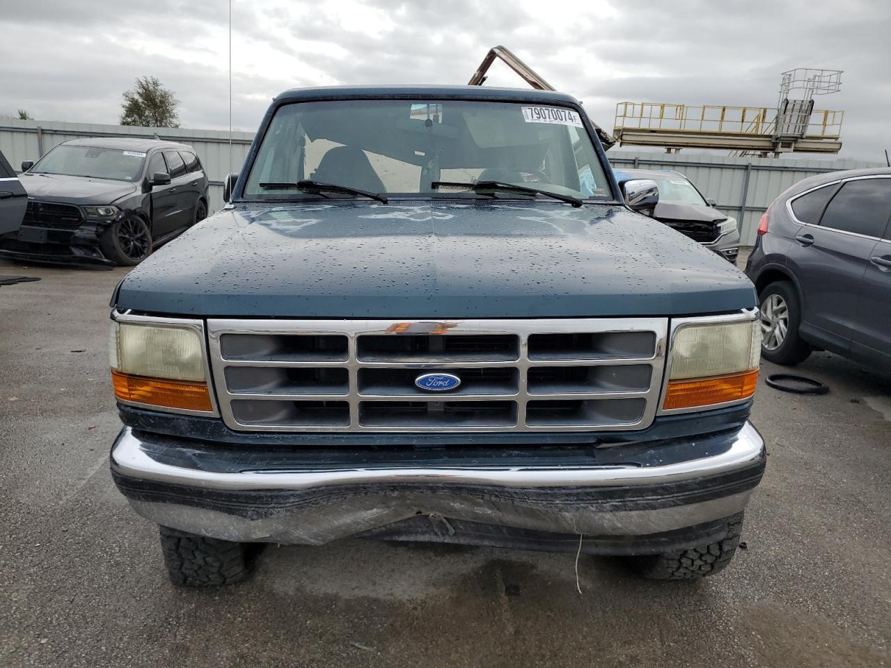 1994 Ford Bronco - Image 5