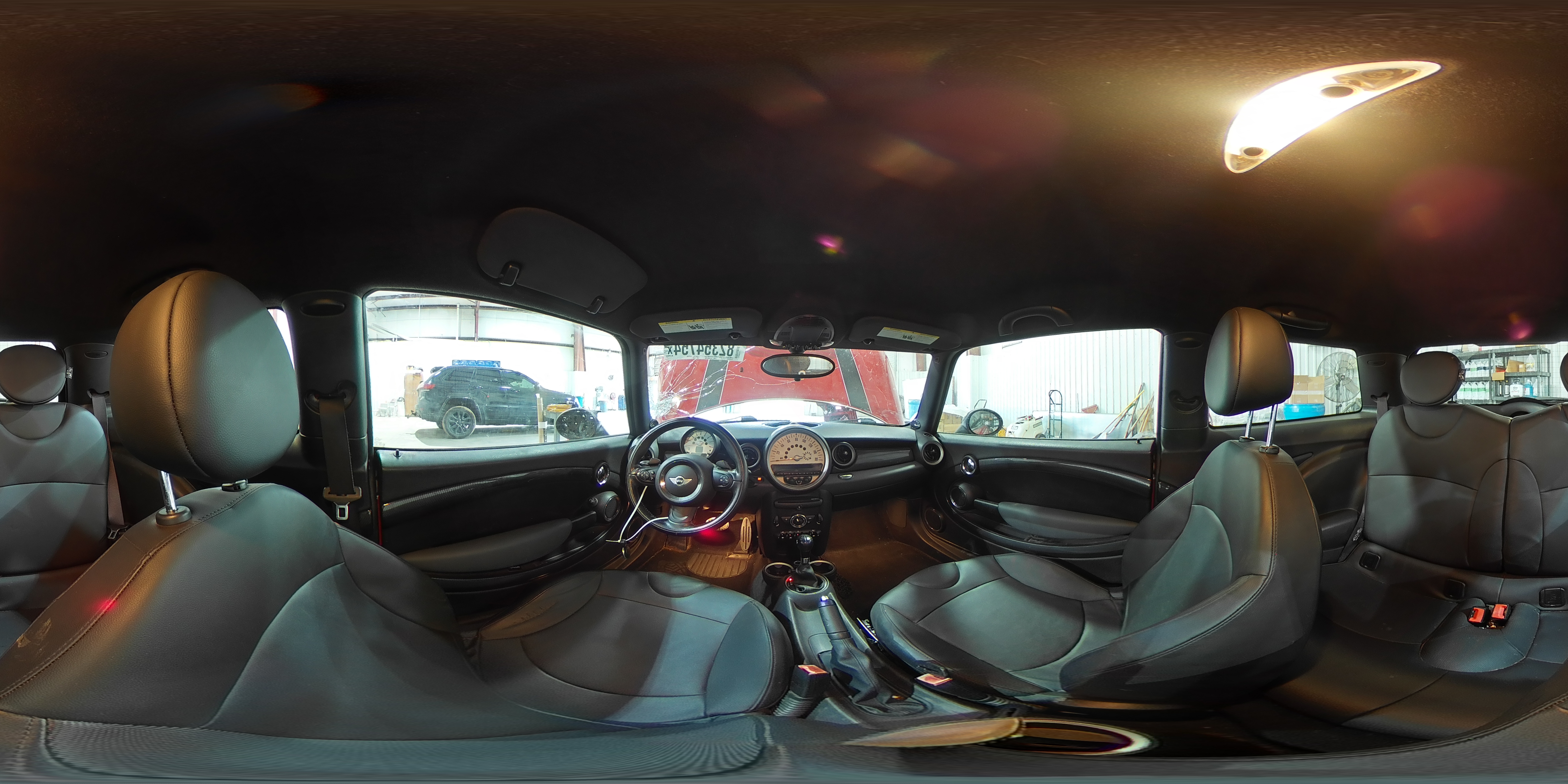 2011 MINI Cooper - Image 13