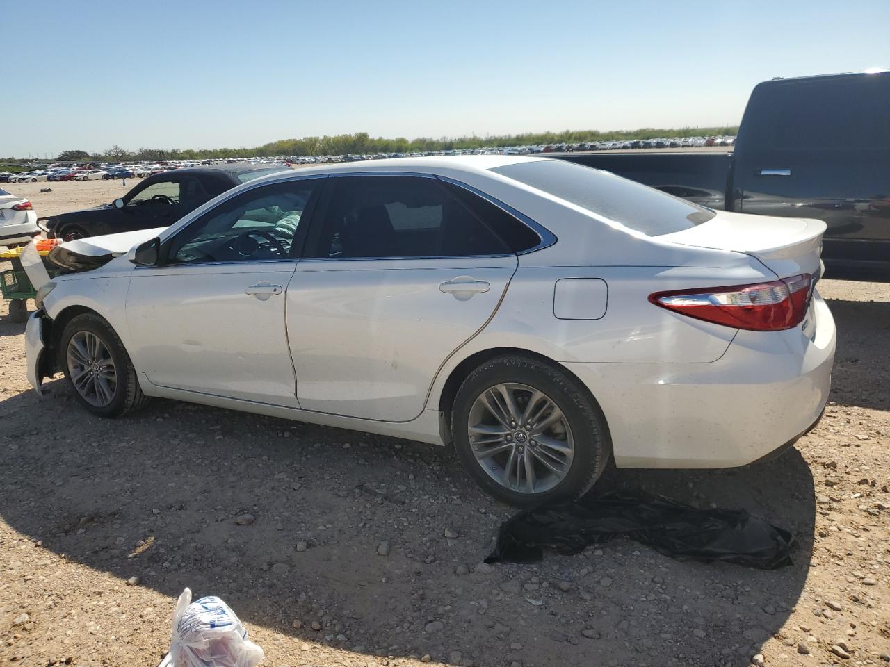 VIN 4T1BF1FK6GU152868 2016 TOYOTA CAMRY no.2