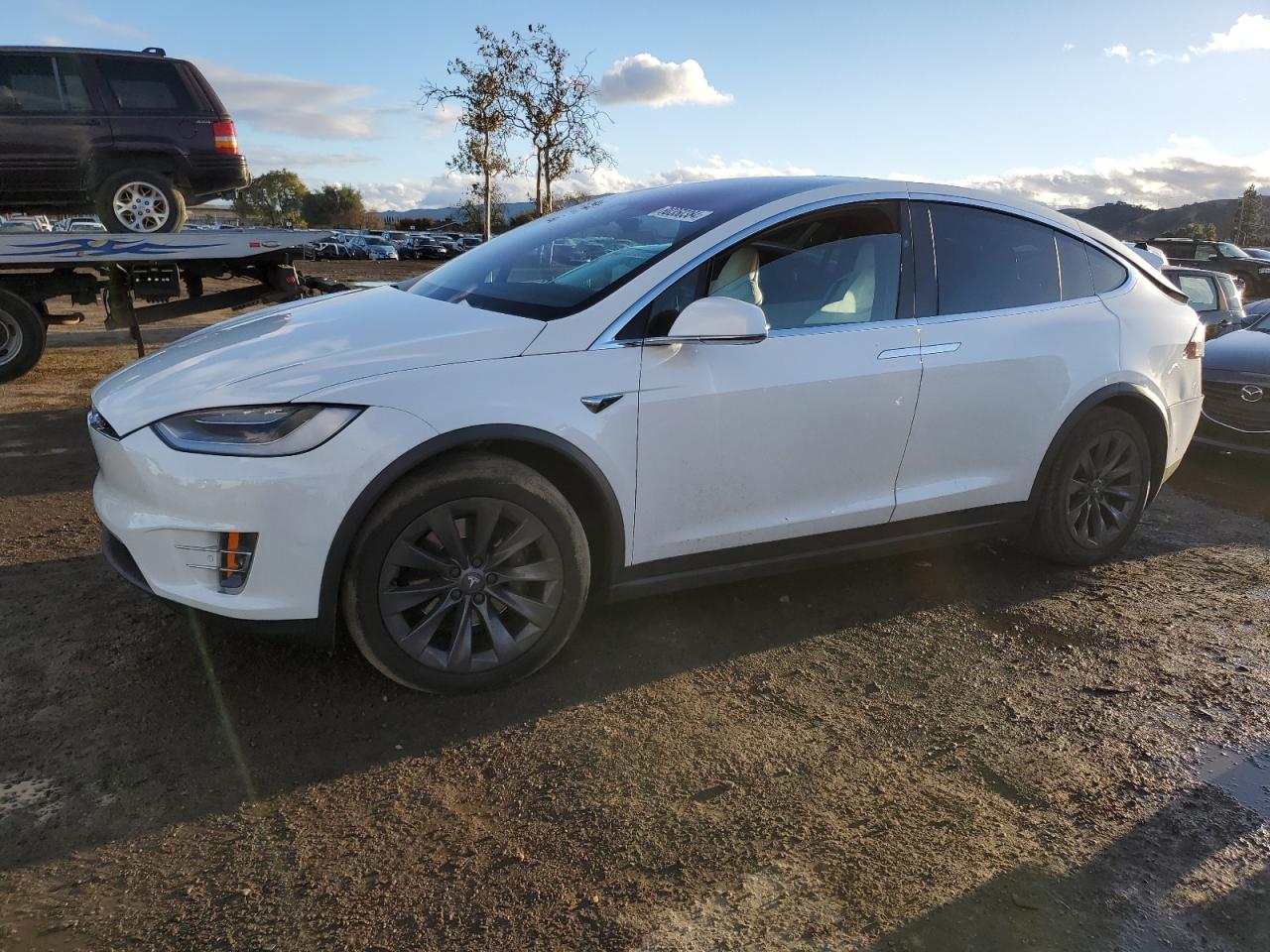 5YJXCBE29HF051439 2017 TESLA MODEL X - Image 1