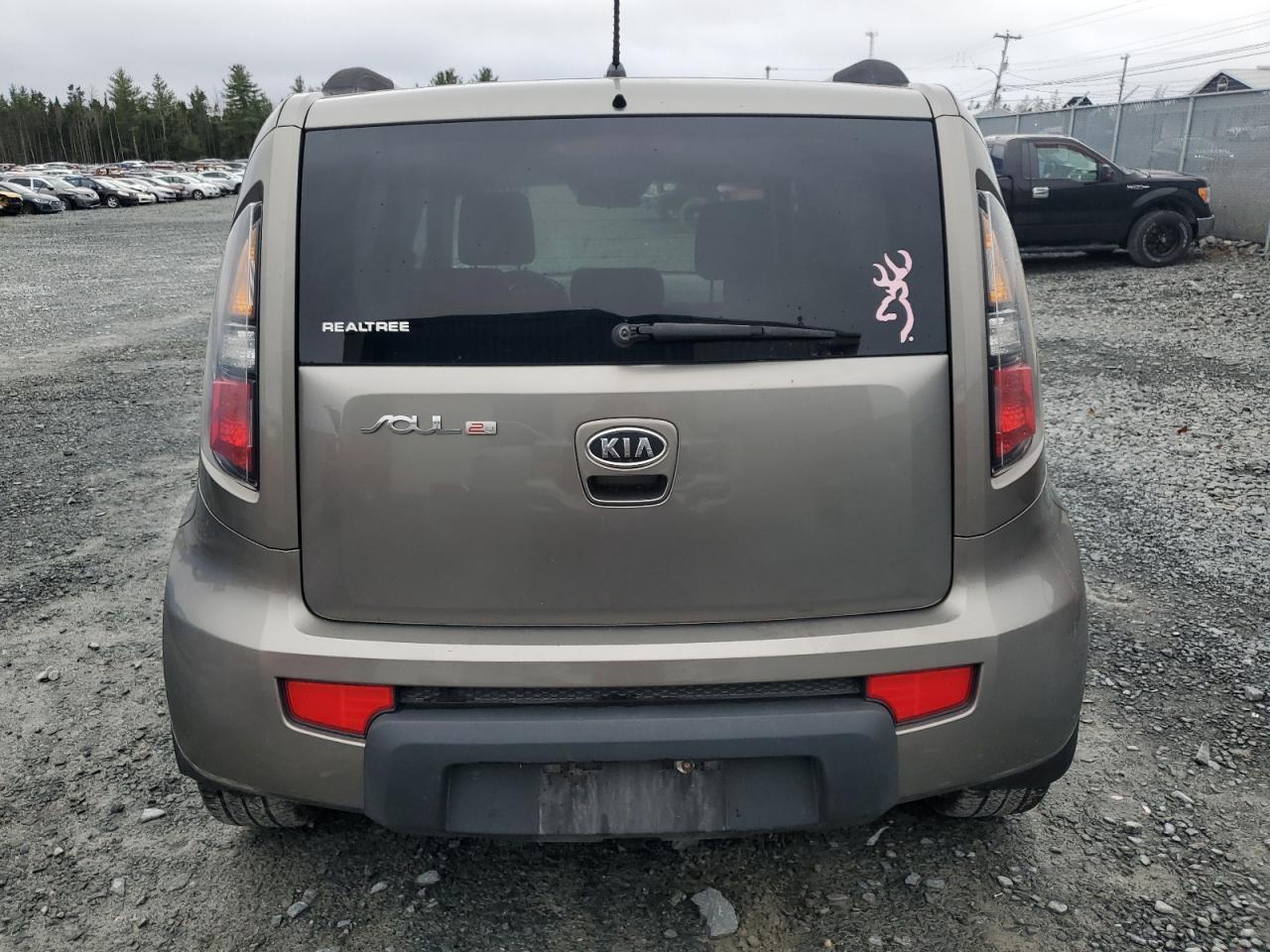 2010 Kia Soul + VIN: KNDJT2A29A7112599 Lot: 82205234