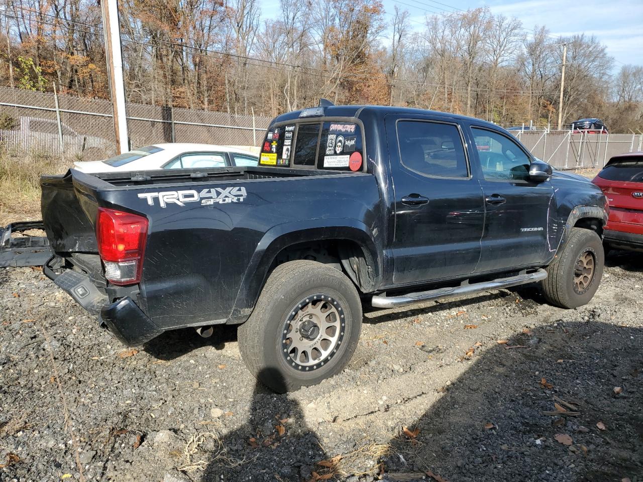 VIN 3TMCZ5AN7GM021073 2016 TOYOTA TACOMA no.3