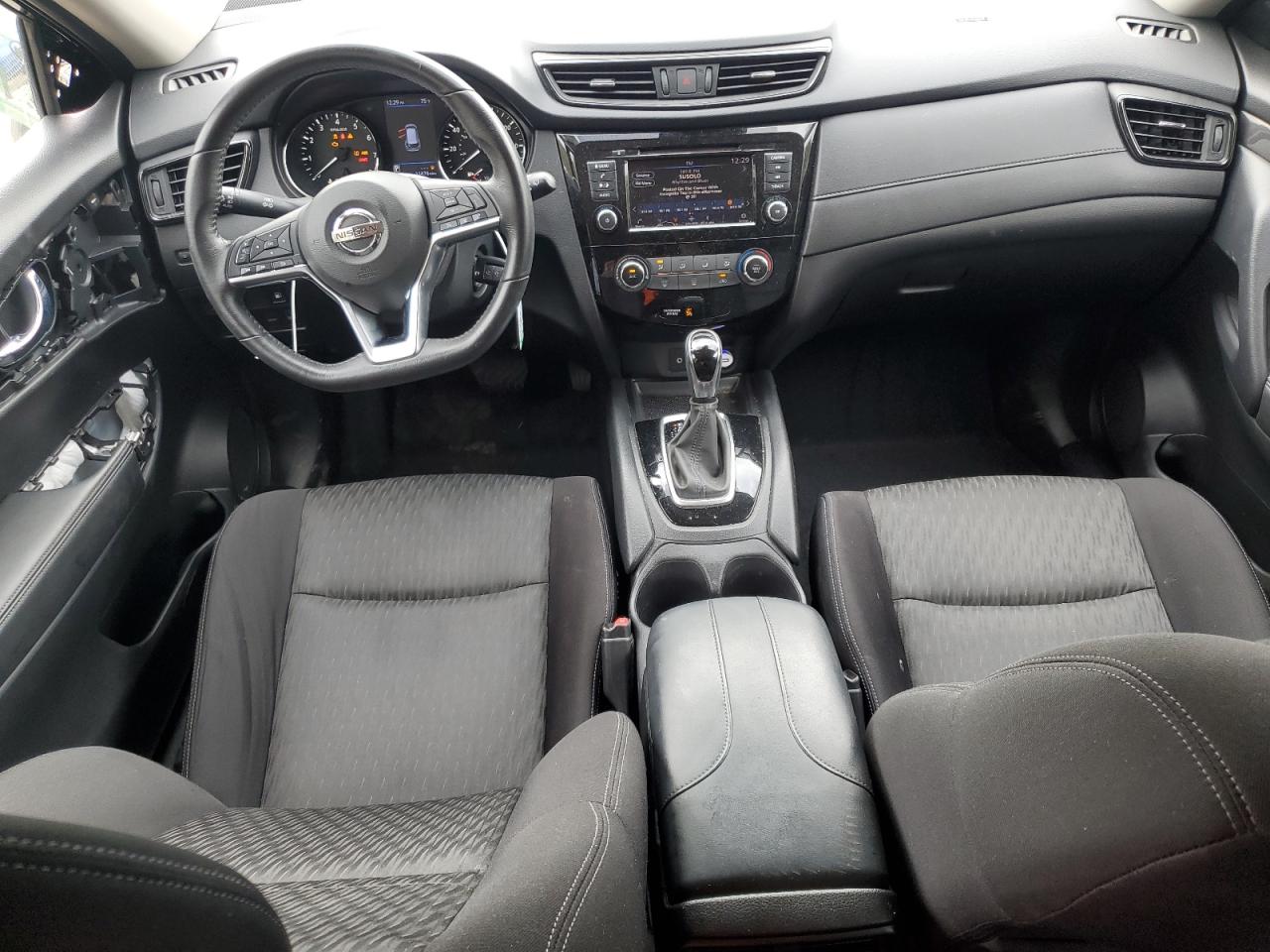 2019 Nissan Rogue - Image 8