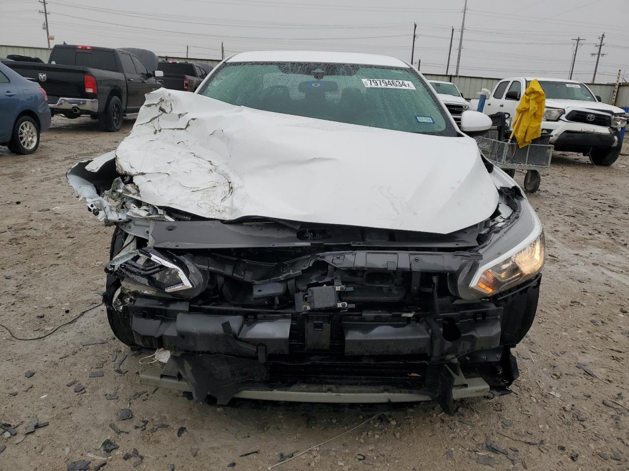 2021 Nissan Sentra - Image 5