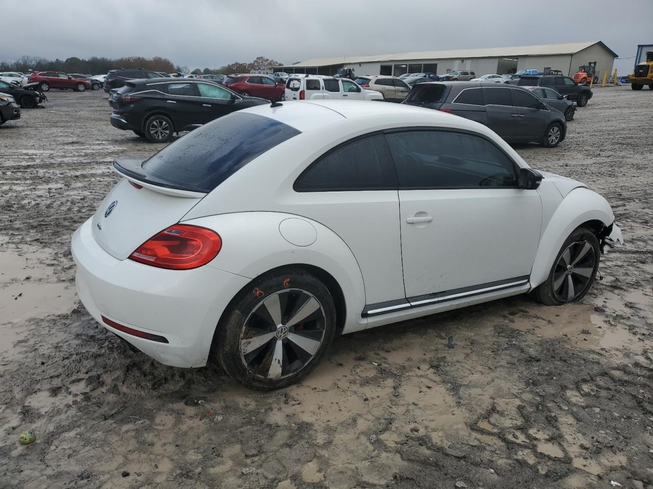 2013 Volkswagen Beetle - Image 3