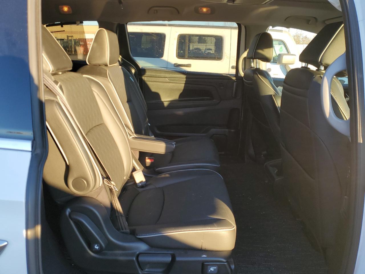 2022 Honda Odyssey - Image 11