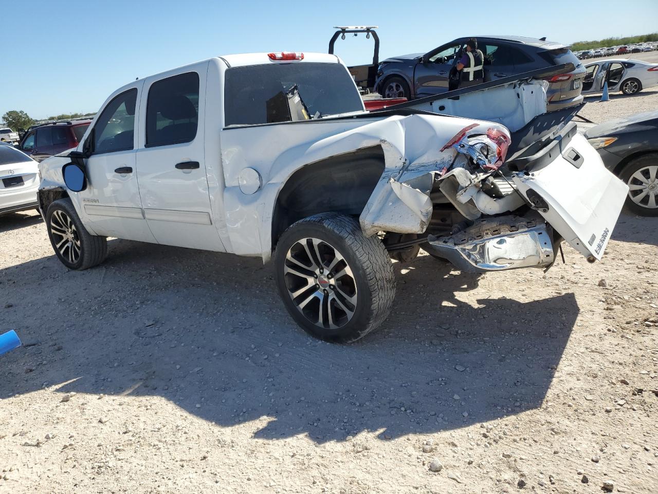 2012 GMC Sierra - Image 2