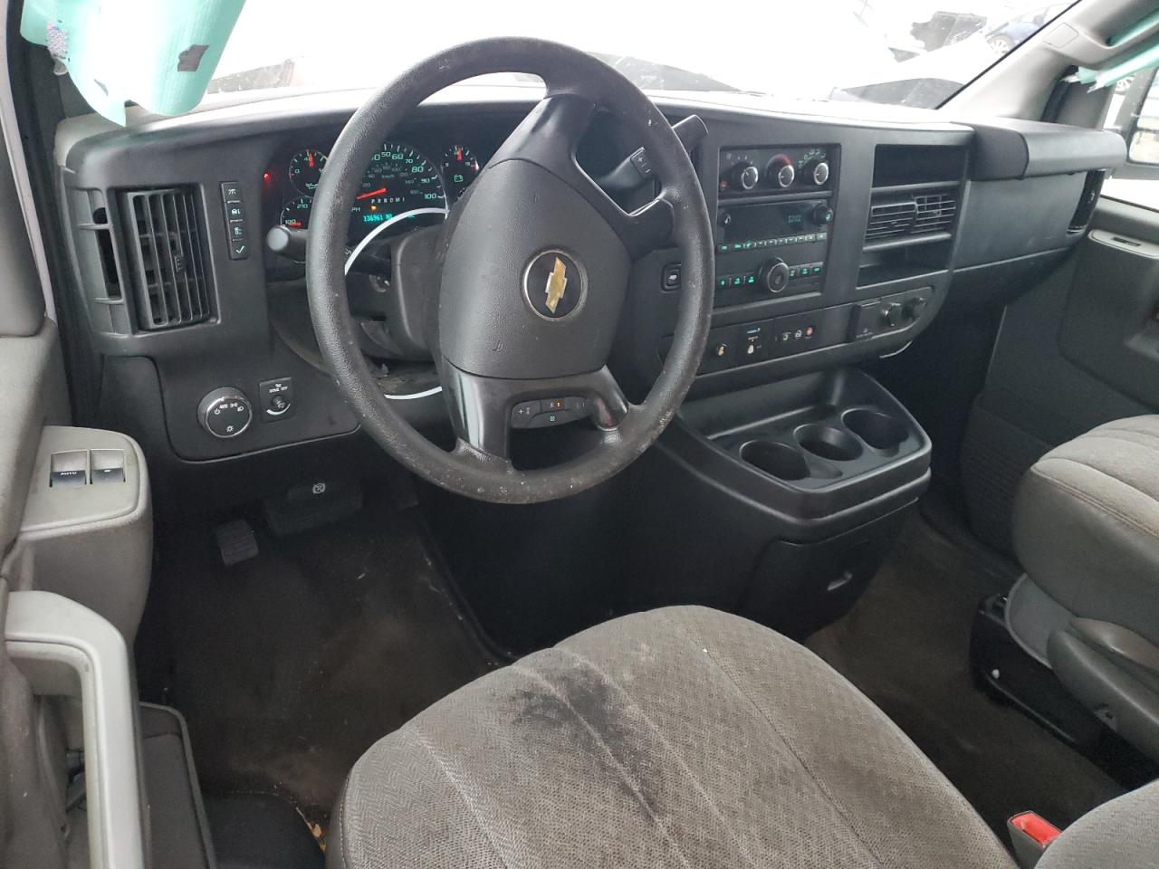 2016 Chevrolet Express - Image 8