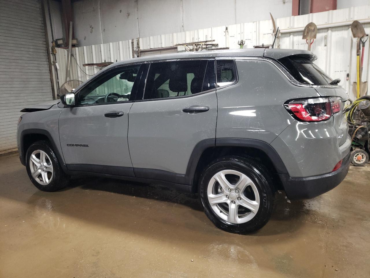 3C4NJDAN2PT535753 2023 JEEP COMPASS - Image 2