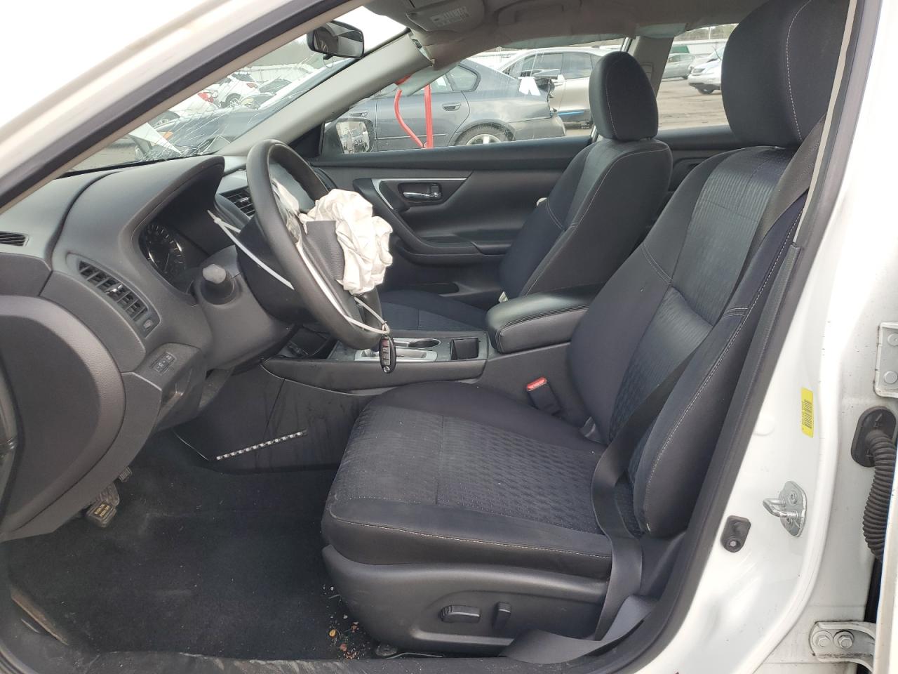 2016 Nissan Altima - Image 7