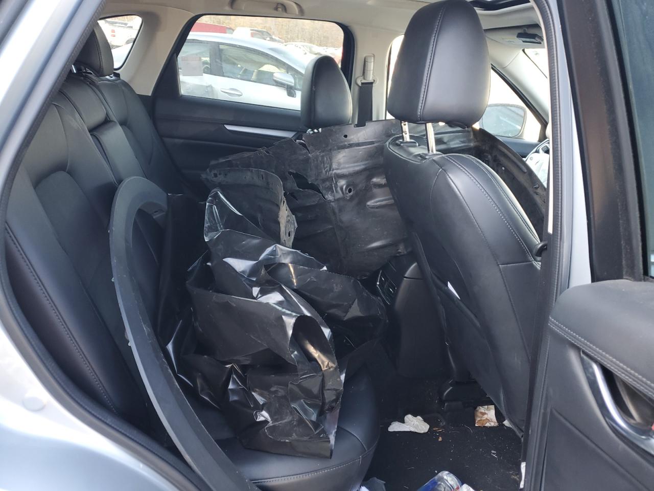 2017 Mazda CX-5 - Image 12