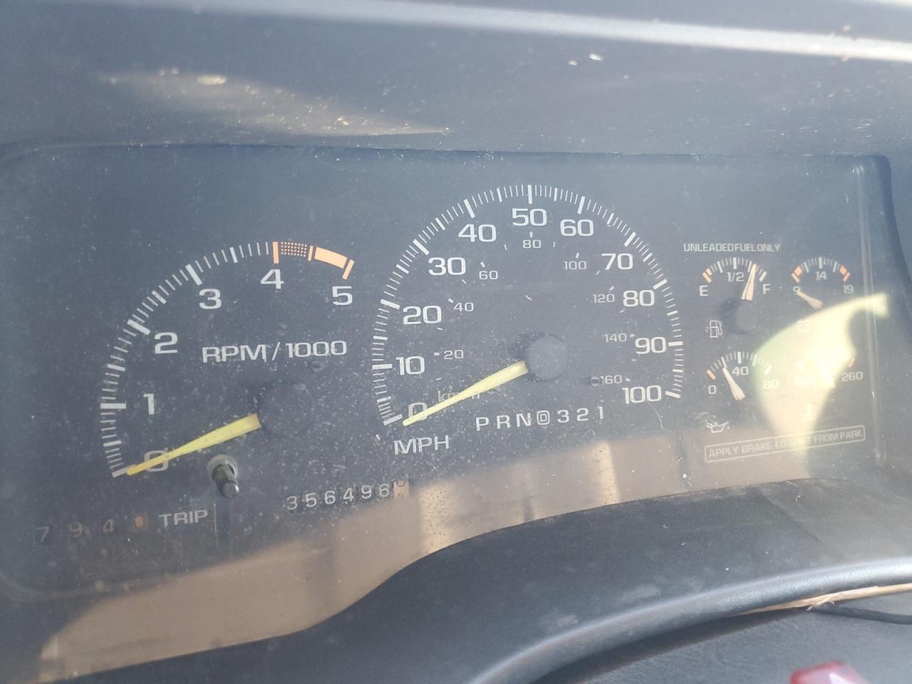 1995 Chevrolet Tahoe - Image 9