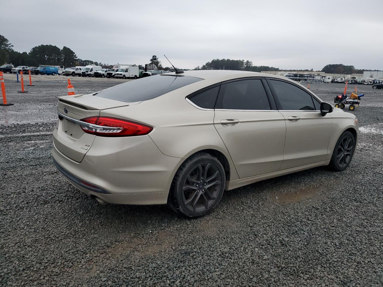 2018 Ford Fusion - Image 3
