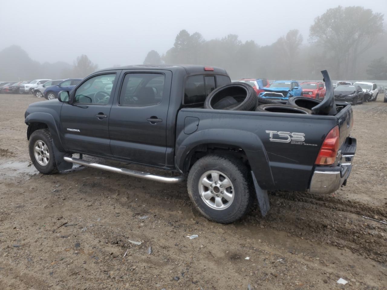 2007 Toyota Tacoma - Image 2