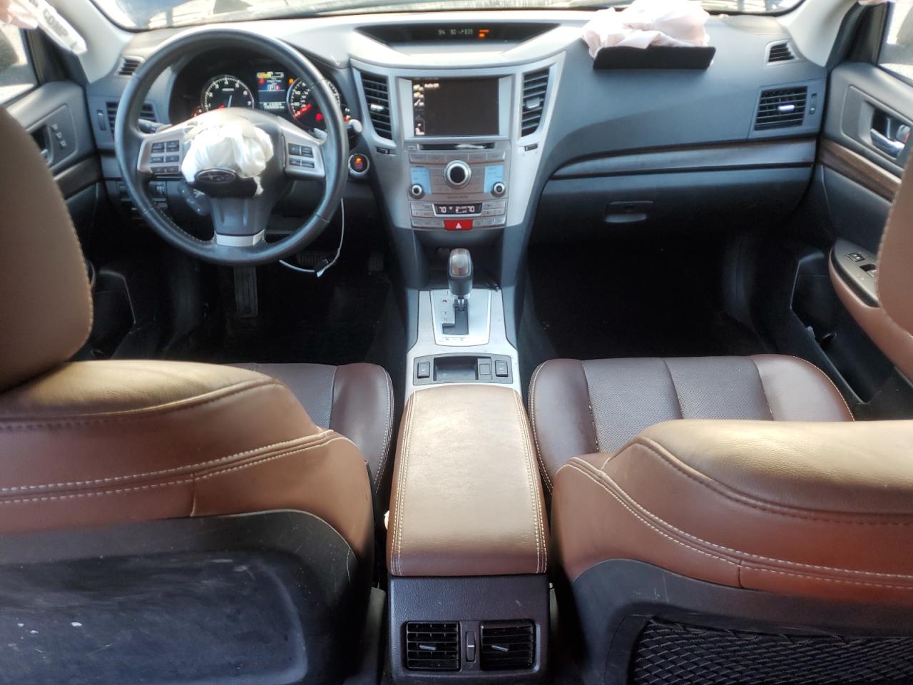 2014 Subaru Outback - Image 8