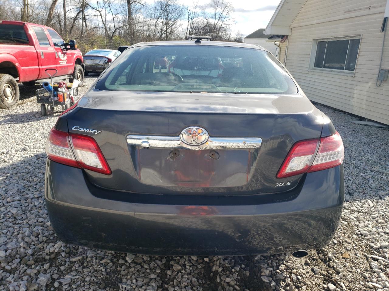 2011 Toyota Camry Base VIN: 4T1BF3EK5BU137672 Lot: 80643864