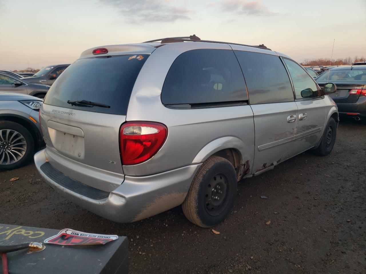 2005 Dodge Caravan - Image 3