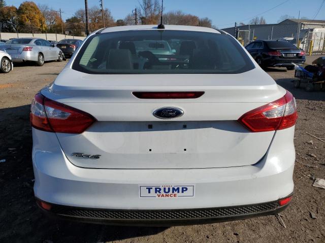  FORD FOCUS 2014 White