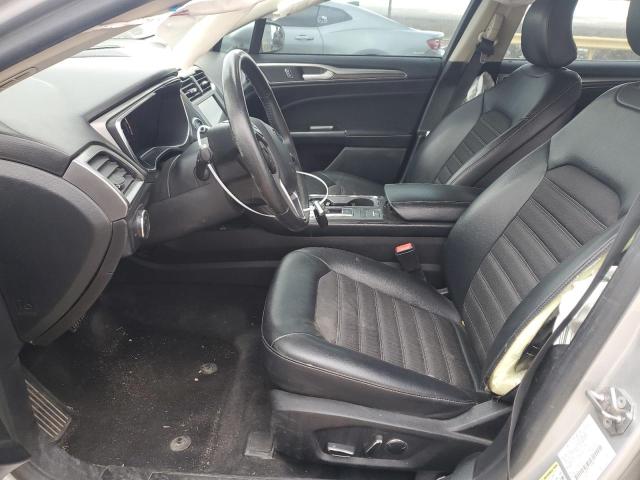 Sedans FORD FUSION 2017 Srebrny