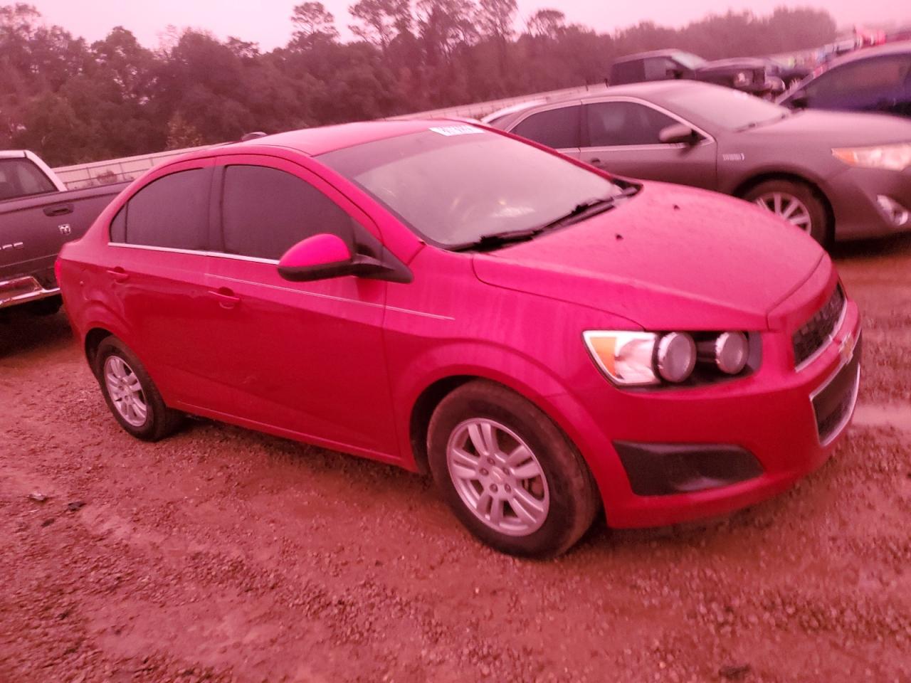 2016 Chevrolet Sonic - Image 4