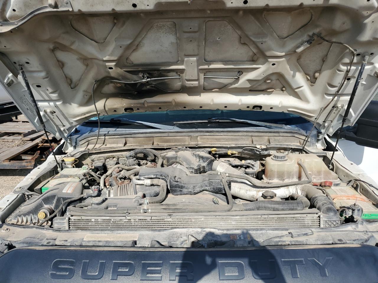 2015 Ford F450 - Image 11