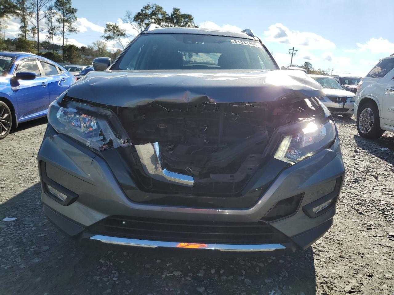 2018 Nissan Rogue - Image 5