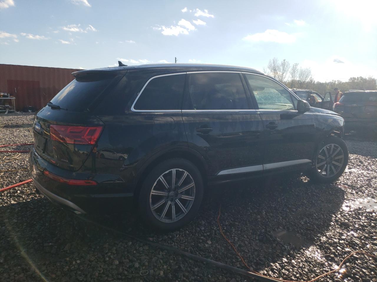 2018 Audi Q7 - Image 3