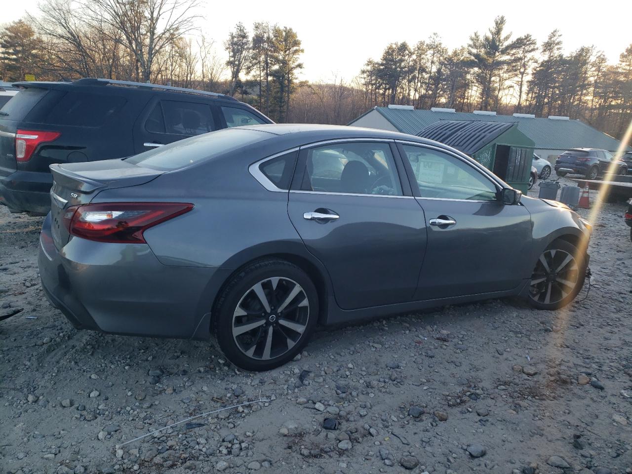 2018 Nissan Altima - Image 3