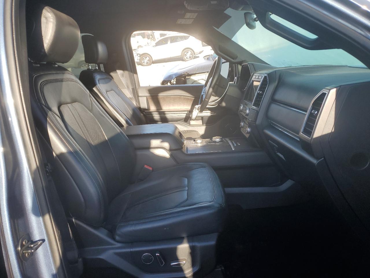 2018 Ford Expedition - Image 7