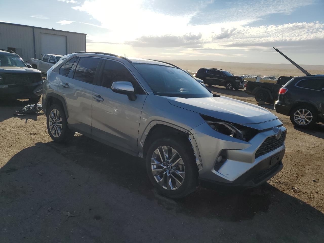 2019 Toyota RAV 4 - Image 4