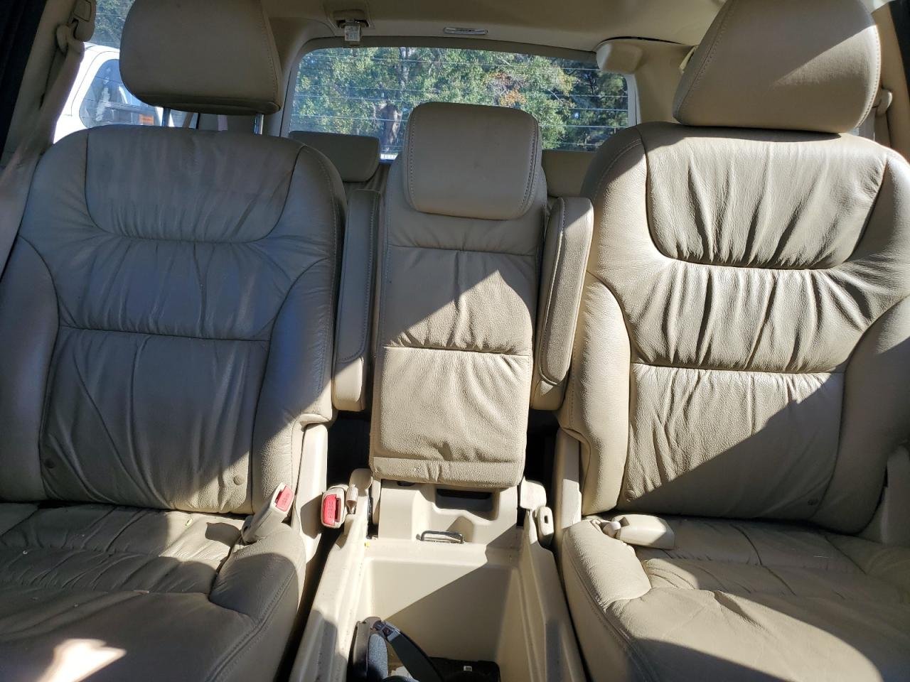 2009 Honda Odyssey - Image 10