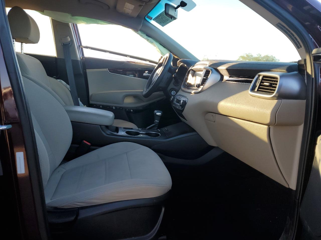 2019 Kia Sorento - Image 7