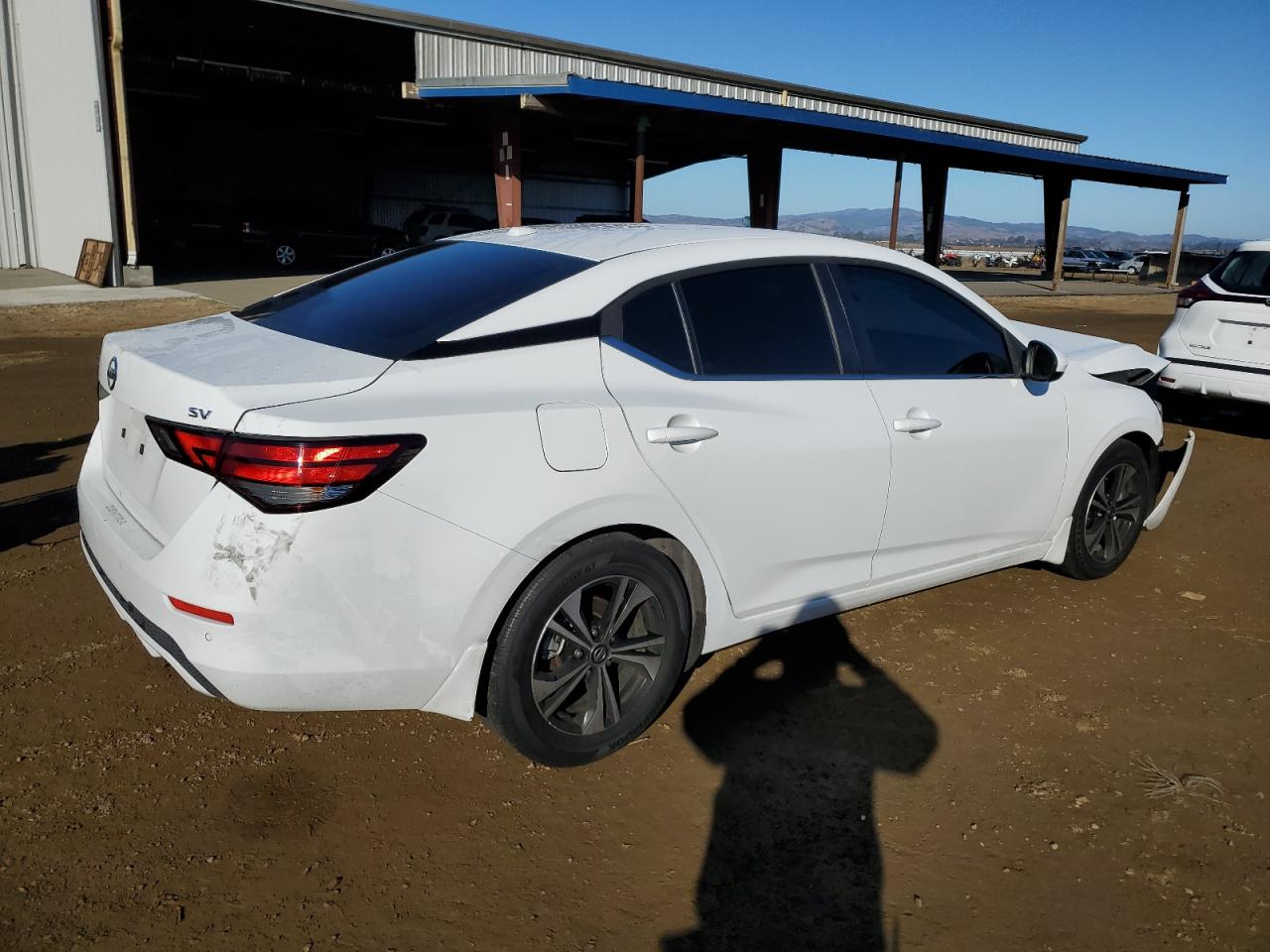 2022 Nissan Sentra - Image 3