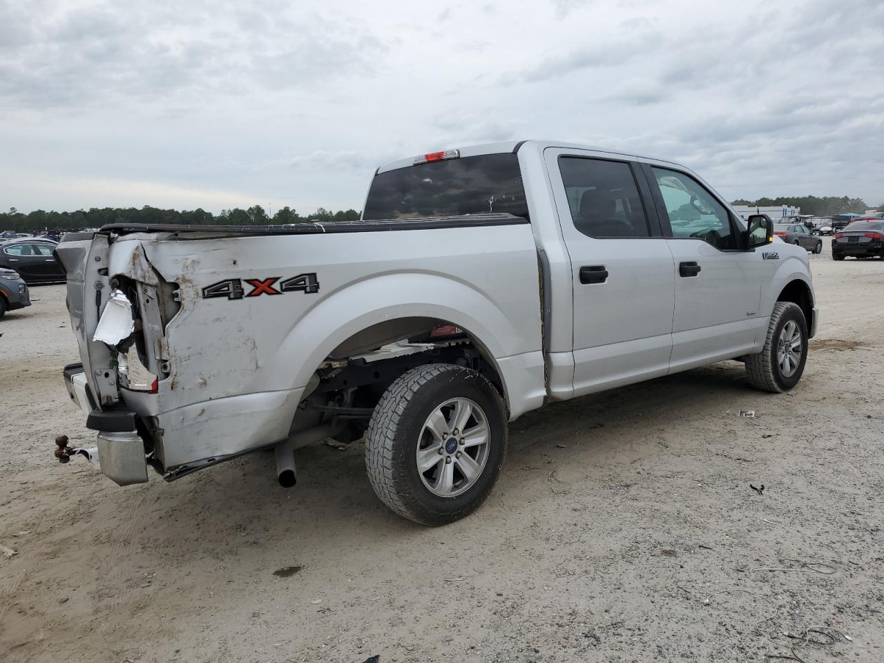 2016 Ford F-150 - Image 3