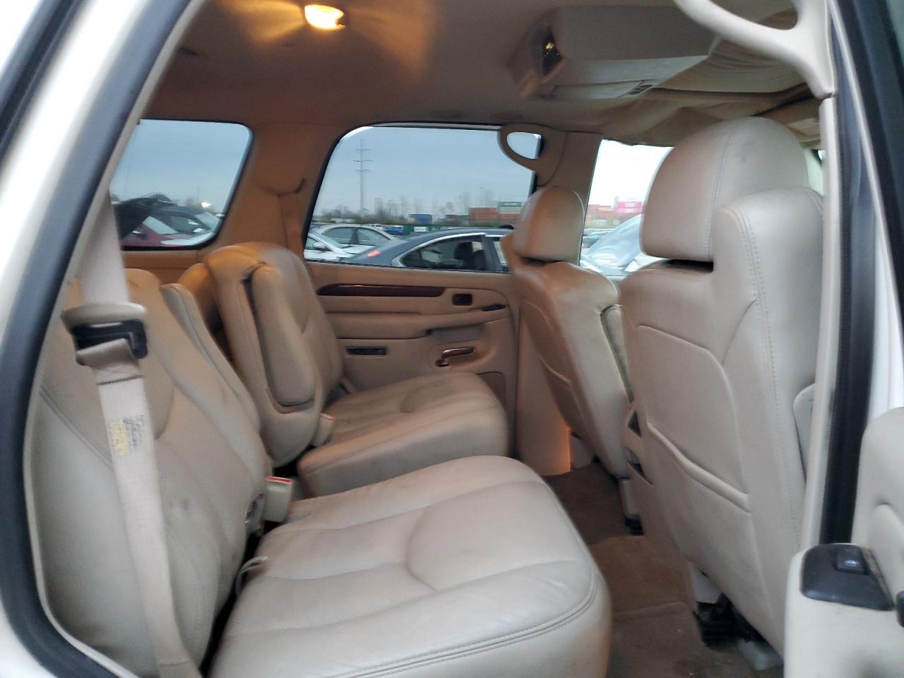 2005 Cadillac Escalade Luxury VIN: 1GYEK63N45R156663 Lot: 81704104