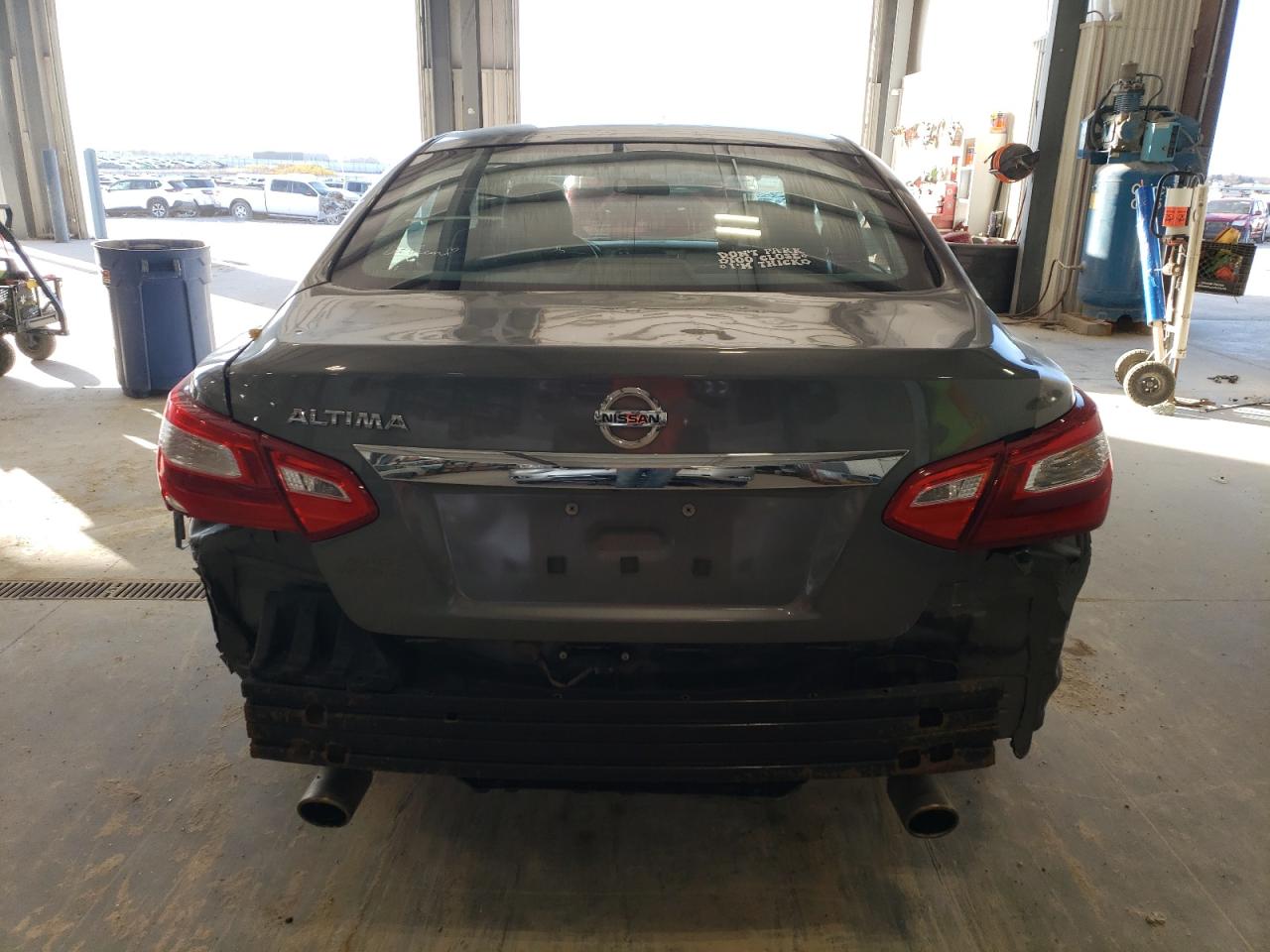 2017 Nissan Altima 2.5 VIN: 1N4AL3AP2HN353109 Lot: 82061874