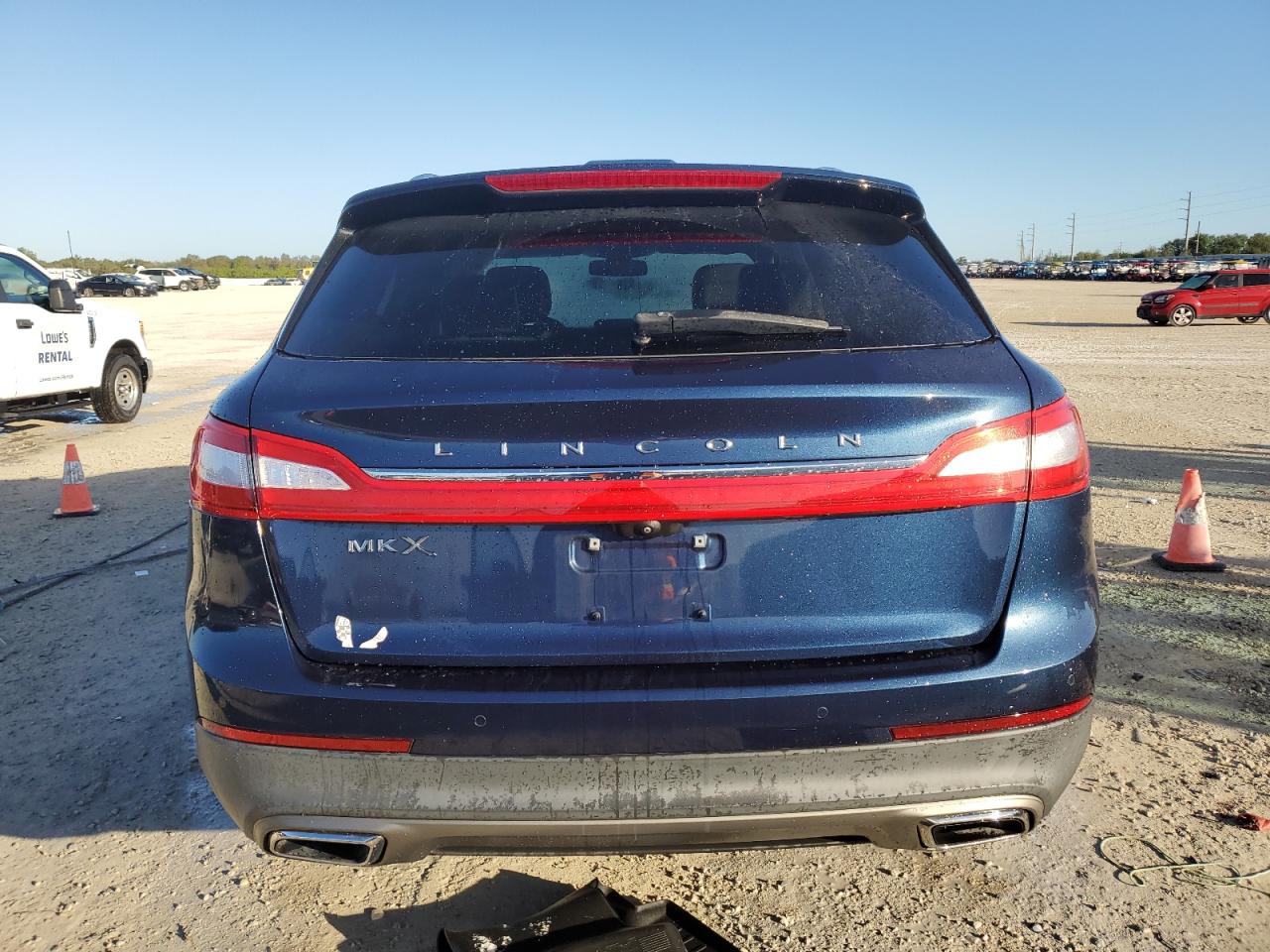 2017 Lincoln MKX - Image 6
