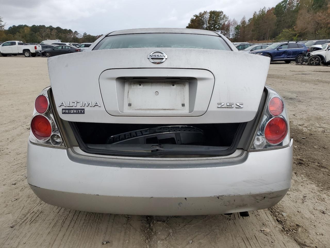 2005 Nissan Altima - Image 6